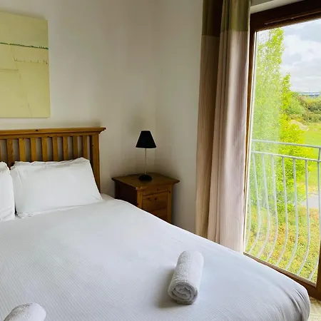 Holiday home Modern With 3 Bedrooms And 3 Bathrooms In Town Kenmare